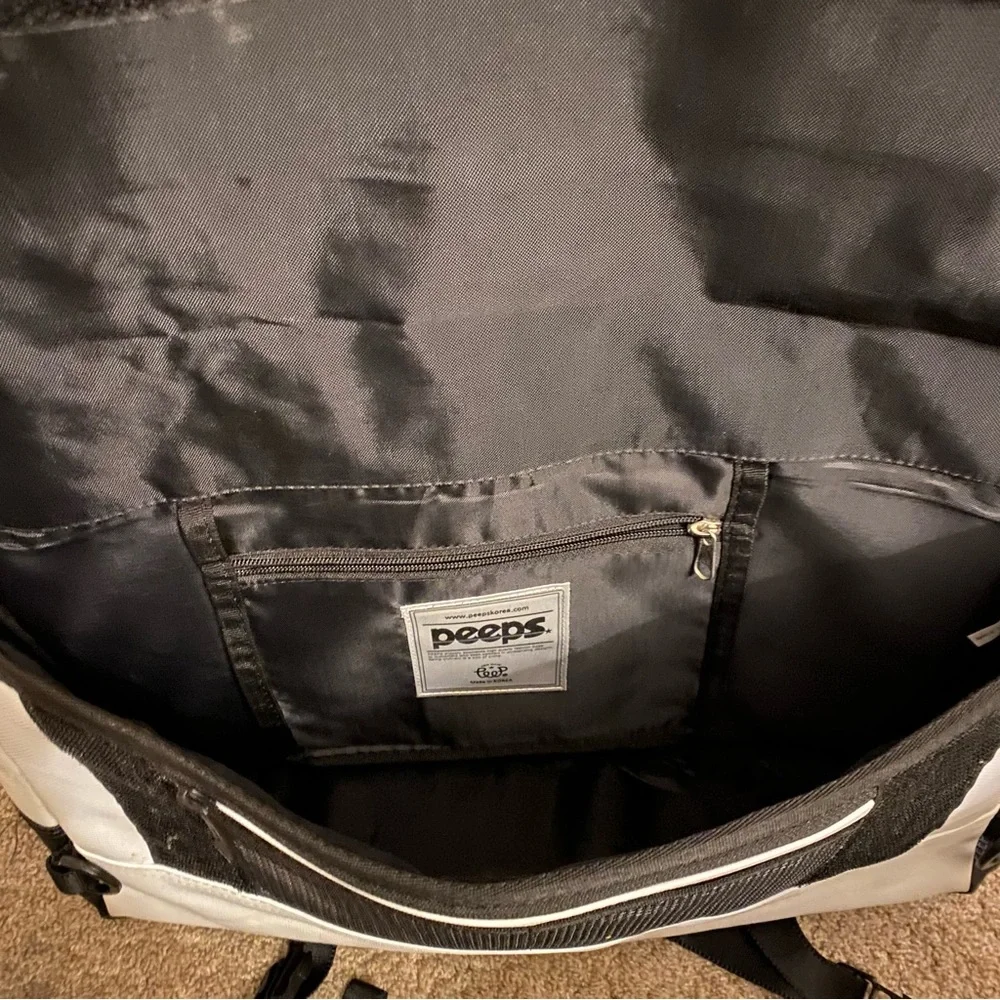 Peeps Messenger Bag
